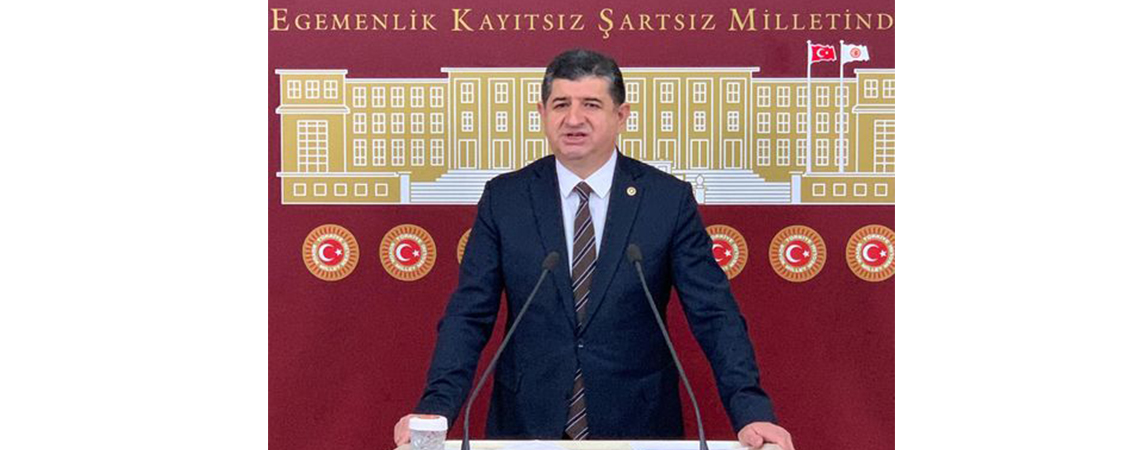 “YEREL BASININ CAN SUYU OLAN KAMU İLANLARI KESILMESIN”