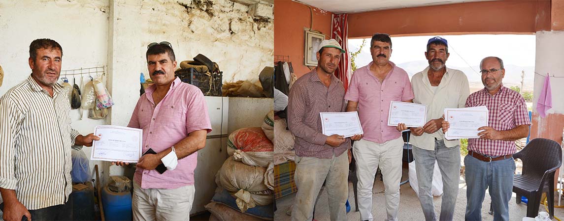 KURBAN KESİM KURSUNA KATILAN KURSİYERLERE BELGELERİ TESLİM EDİLDİ
